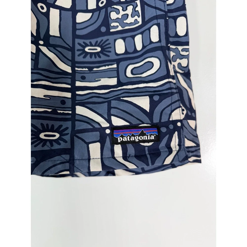 Patagonia Mens Baggies Longs 7 Inch Shorts Blue Abstract Geometric Small NEW